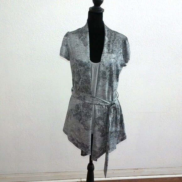 Gray/silver tank top front attached to shirt, with snake skin prints - Picture 3 of 7